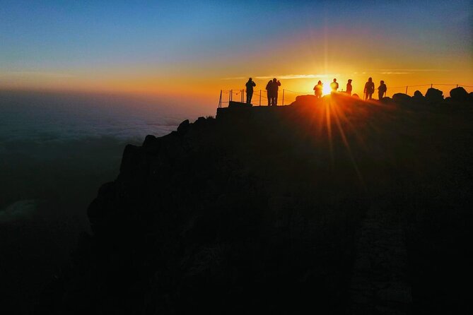 Private Sunrise Pico do Areeiro Half Day with easy levada walk - PR11 Vereda dos Balcões: a true levada walk that stays easy