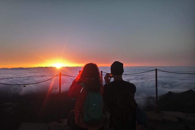 Private Sunrise Pico do Areeiro Half Day with easy levada walk - What to pack for cold sunrise and easy walking