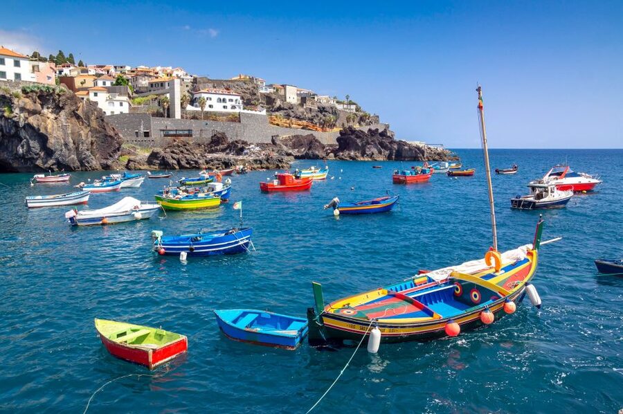 Private tour:Câmara de Lobos Churchill Bay Guided Tuk Tuk - From Funchal to the coast: why this tuk tuk route works so well