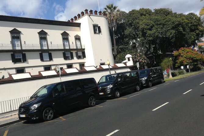 Return Private Transfer Funchal Airport - Price and value: $75.63 per group up to 3 people