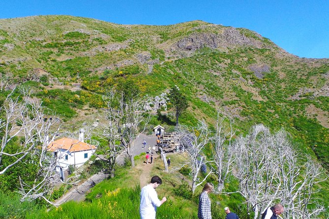 Skywalk, Amazing Views & Wine Tasting in Open Roof 4x4 Adventure - Stop 3: Boca da Corrida Viewpoint for a high-altitude breather