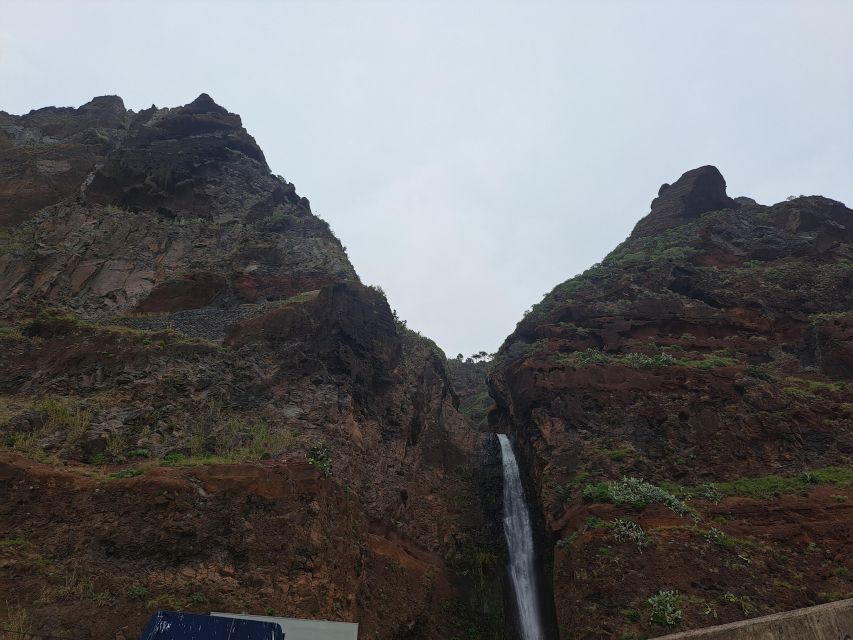 South Madeira: breathtaking coastal trip incl. Porto Moniz. - Paul do Mar and the harbour waterfall: an optional lunch pause