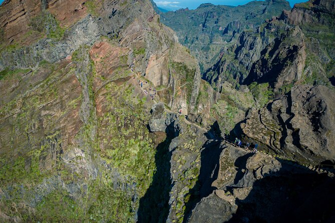 Stairway to Heaven: Pico do Areeiro in Madeira Island - The Stairway to Heaven: steep steps, railings, and smart pacing