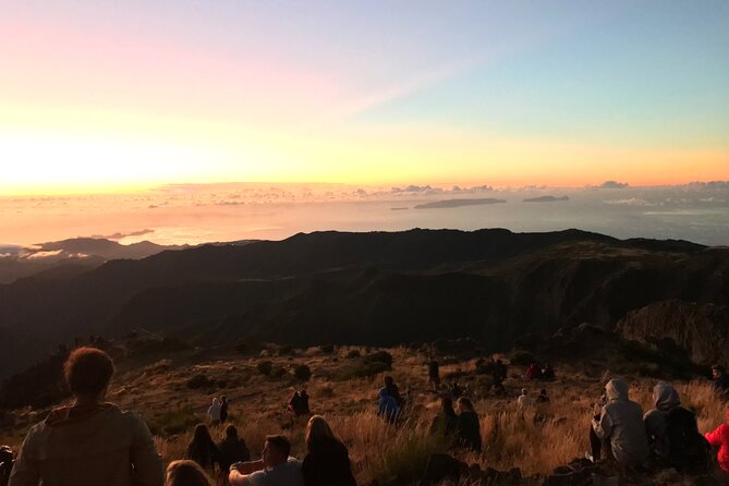 Sunrise & Hike : Pico do Areeiro to Pico Ruivo - Private Guided - Private guide value: why 1 to 4 people is the right size