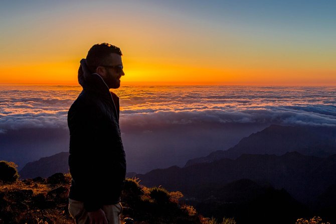 Sunrise Tour @ Pico Do Areiro | Half Day 4x4 Tour - Getting There in the Dark: Funchal Pickup and the 6:00am Start
