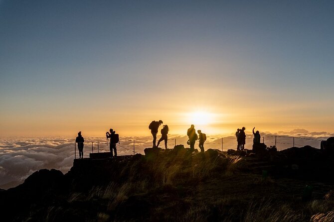 Sunrise Transfer To Pico Do Arieiro, Hike To Pico Ruivo & Return From Teixeira - Funchal and Caniço pickup: small bus, real convenience