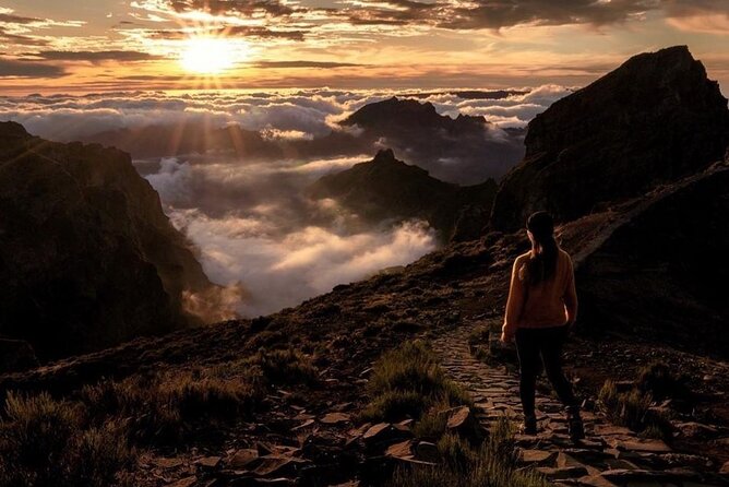Sunrise Transfer To Pico Do Arieiro, Hike To Pico Ruivo & Return From Teixeira - Price and value: paying $42.34 for a sunrise hike with transport