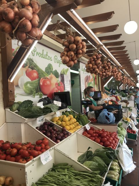Taste Funchal: food, wine and cultural tour - The first taste: historic center walking with a real guide voice
