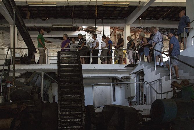 The Best of the South - Jeep Safari - Full Day - Shared Tour - Stop 2: Ponta do Pargo Lighthouse Break