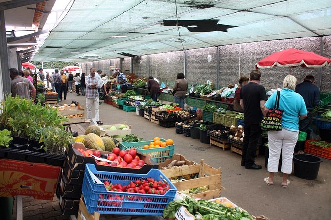Traditional Sunday Market - Half Day Tour - 4x4 - Santo da Serra Farmers Market: A Traditional Sunday Morning Slice
