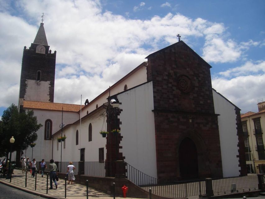 Tuk Tuk Funchal City - Madeira Island - Market Place, City Town Hall, and the Cathedral: the “real city” part