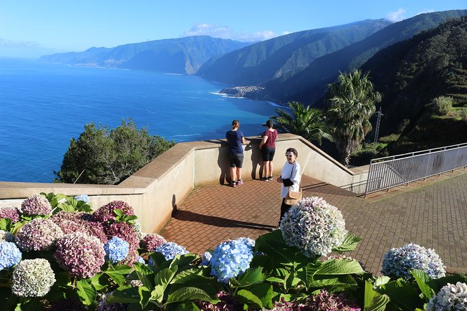 Volcanic Pools and Northwest 4WD Full Day Tour - Seixal and São Vicente: quick coastal-and-town context