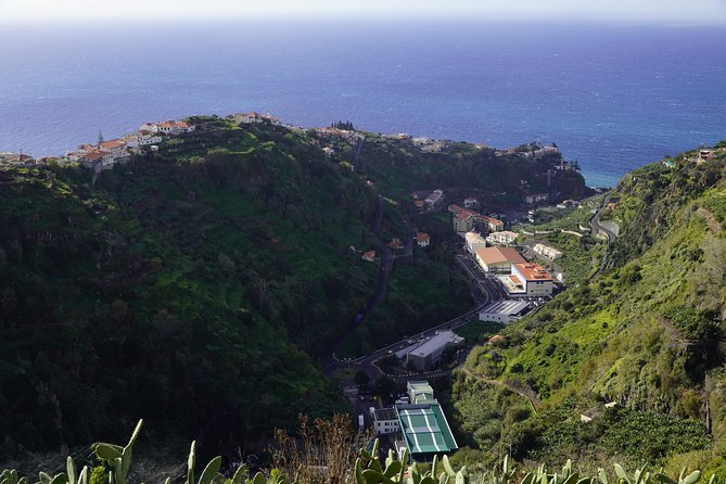 West Tour - 4x4 (Small Group) - Sao Vicente Old Streets: A Calm, Traditional Pause