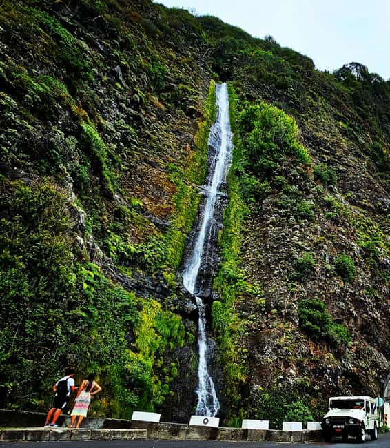 West Tour Madeira – Jeep tour through Fanal, Seixal, Porto Moniz and more - Seixal’s black sand and Véu da Noiva: dramatic coasts, quick stops