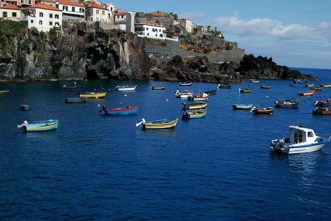 West Tour of the Island - Starting at Marina Shopping: timing and small-group pace