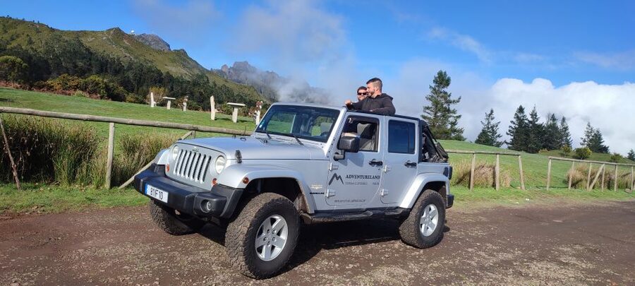 West tour - Porto Moniz VIP 4X4 Wrangler Tour 8h trip - Ponta do Sol and Canhas: classic villages before the climb